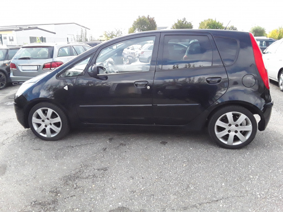 MITSUBISHI COLT 1,3 70kW „INFORM“/KLIMA /5.dveří/1.Majitel