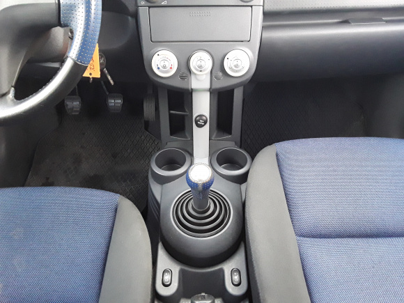 MITSUBISHI COLT 1,3 70kW „INFORM“/KLIMA /5.dveří/1.Majitel