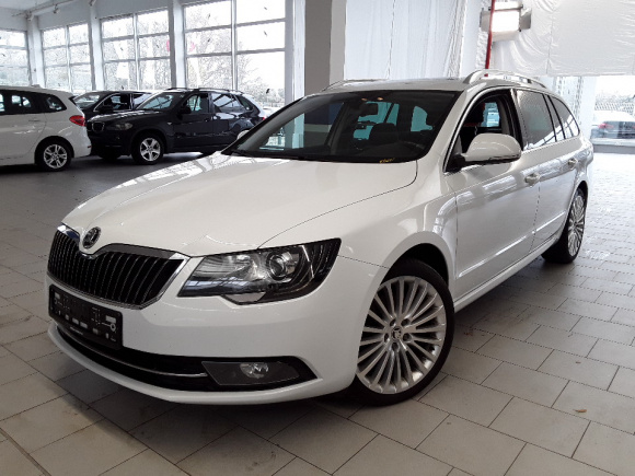 ŠKODA SUPERB DSG TDI Combi 125kW/2015/BIXENON/COLUMBUS/